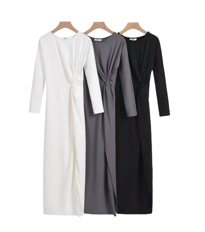 Vestito con spacco laterale con brillantini